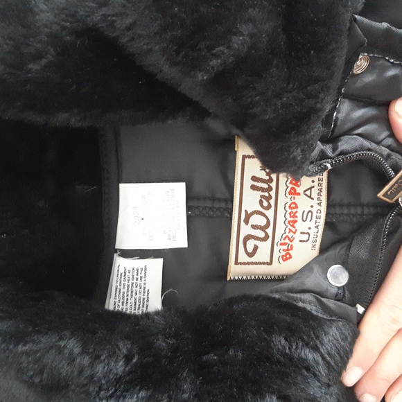 Vintage Walls blizzard proof one piece skidoo suit size small regular - Picture 2 of 3